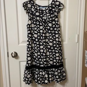 Drop waist black and white dress